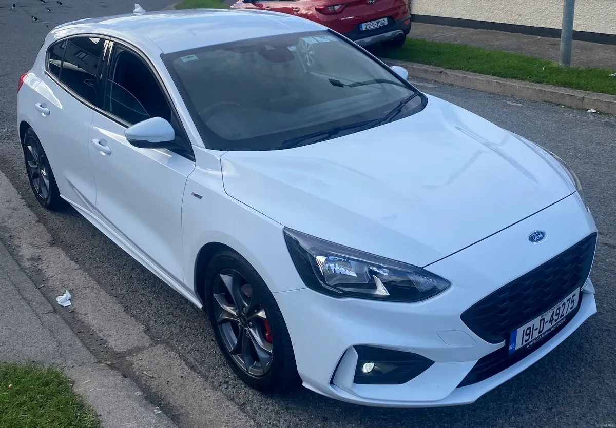 Ford Focus 2019 - Image 1