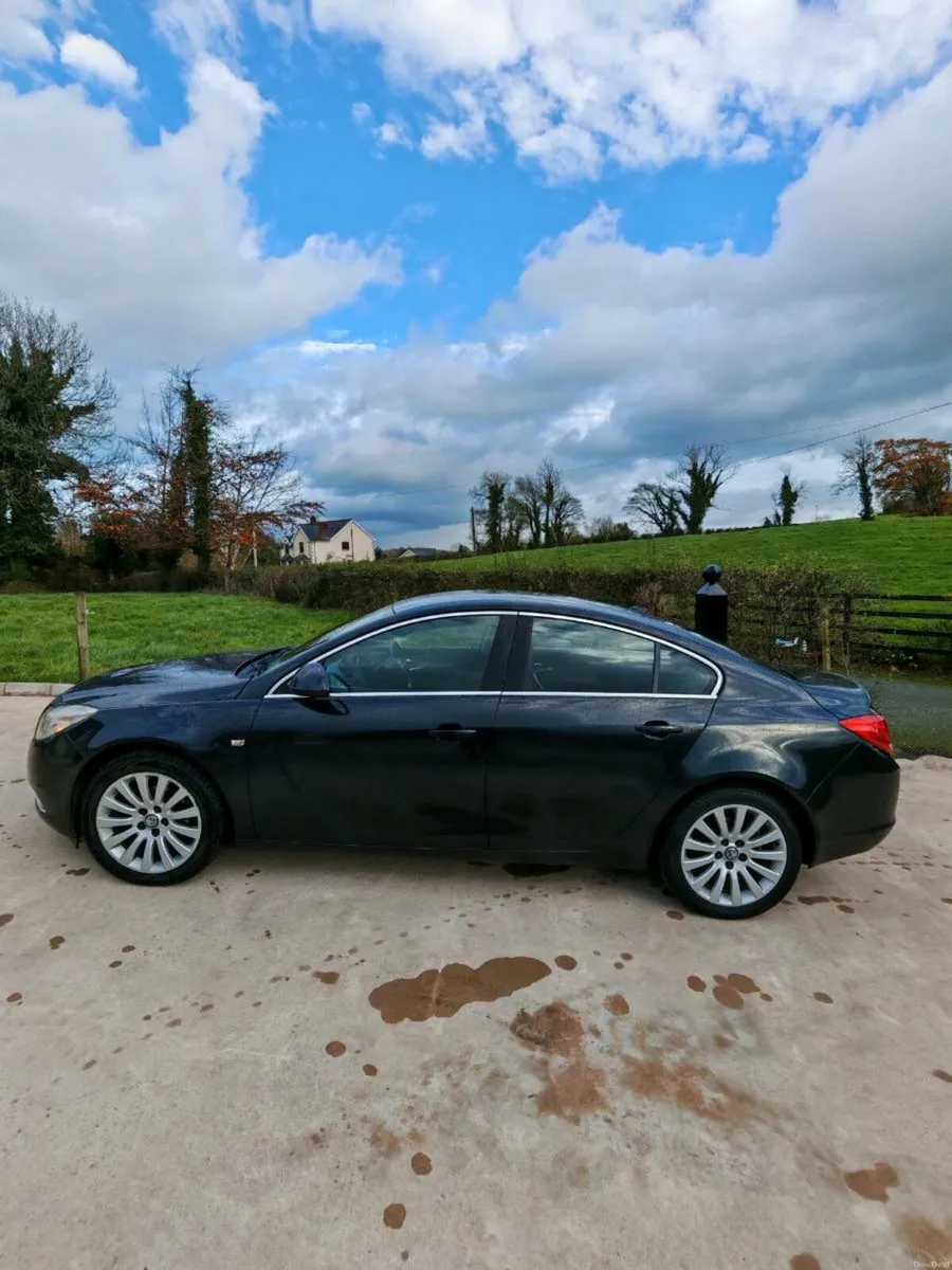 Vauxhall Insignia 2010 SRi SatNav 2.0 CDTI . - Image 4