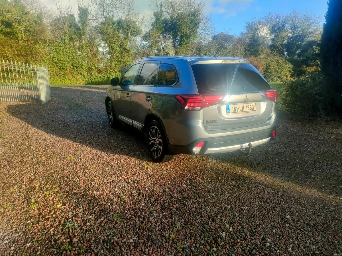 Mitsubishi Outlander 2016 - Image 4