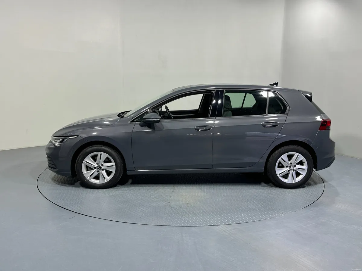 Volkswagen Golf 1.0 Tsi DSG Automatic 232 - Image 4
