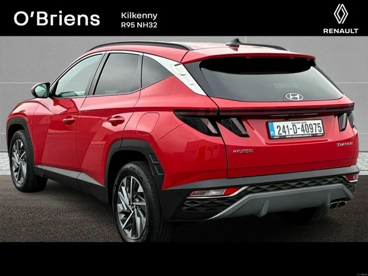 Hyundai Tucson EXECUTIVE PLUS 1.6 DSL 5DR *1 OWNER - Image 3