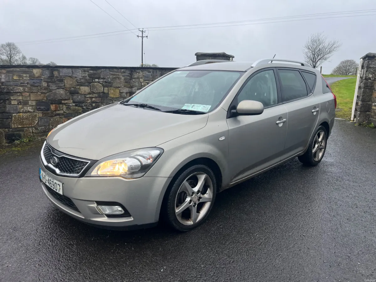 Kia Ceed 2011 - Image 2