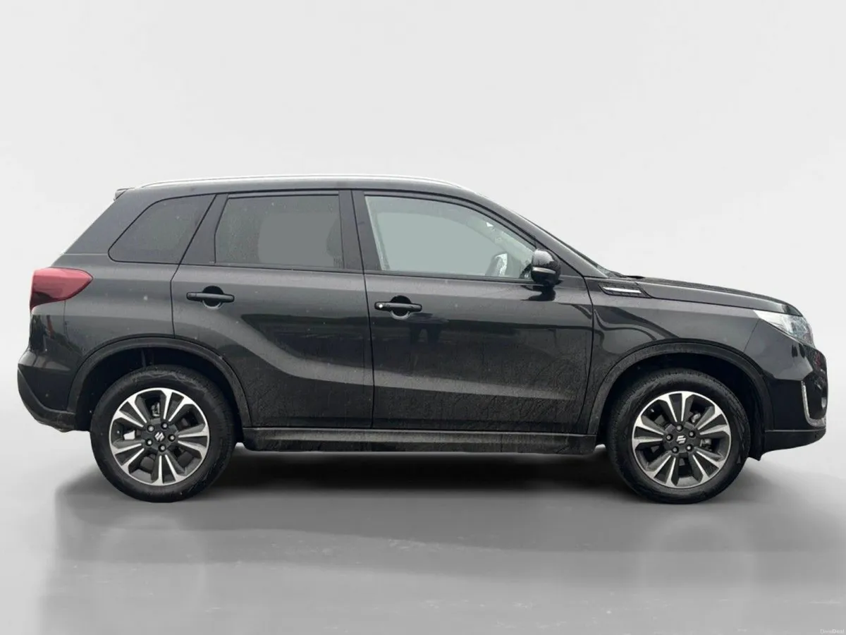 Suzuki Vitara 1.5 Full Hybrid SZ5 AGS - Image 2