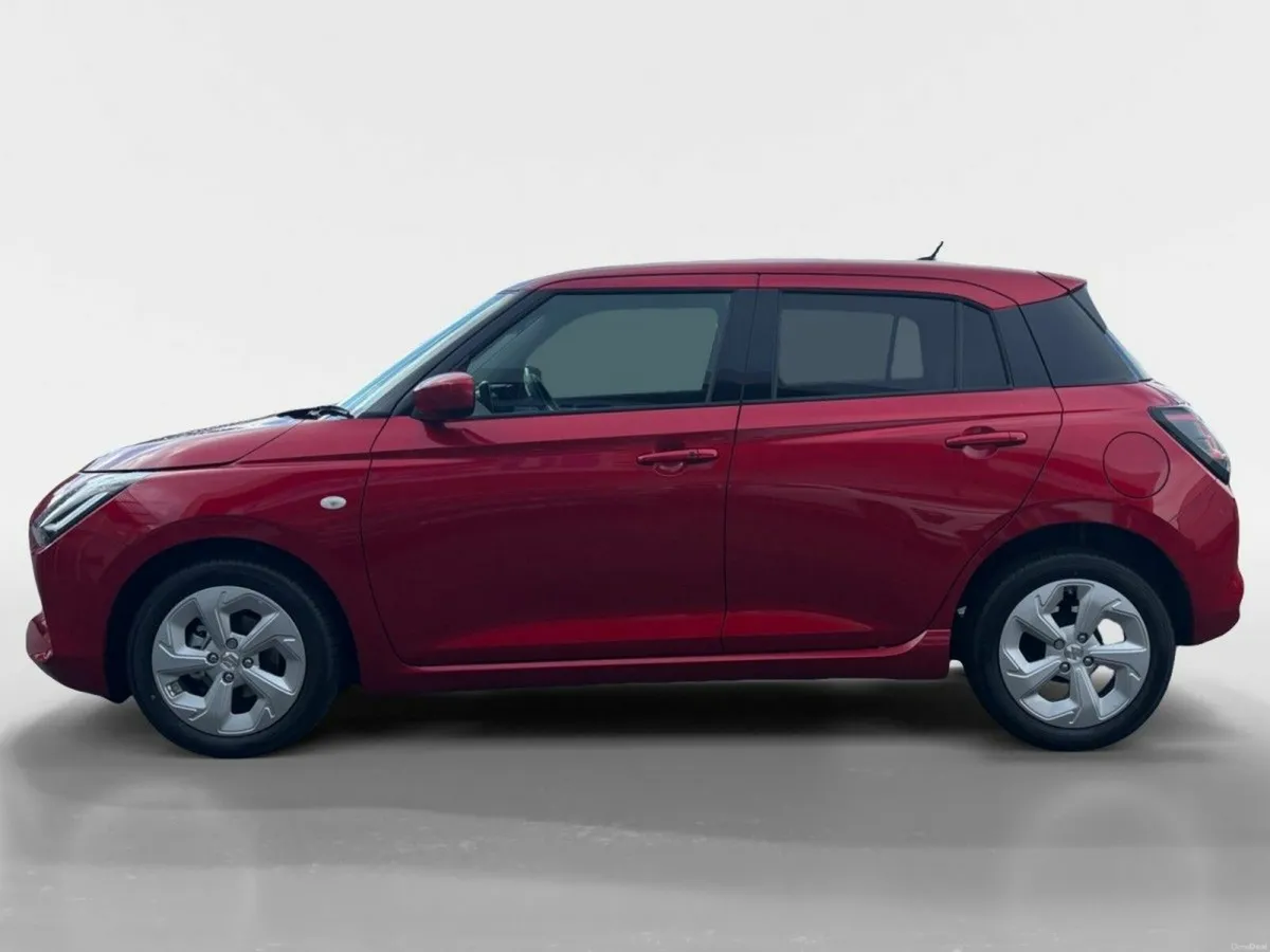 Suzuki Swift 1.2 Hybrid Motion CVT - Image 5