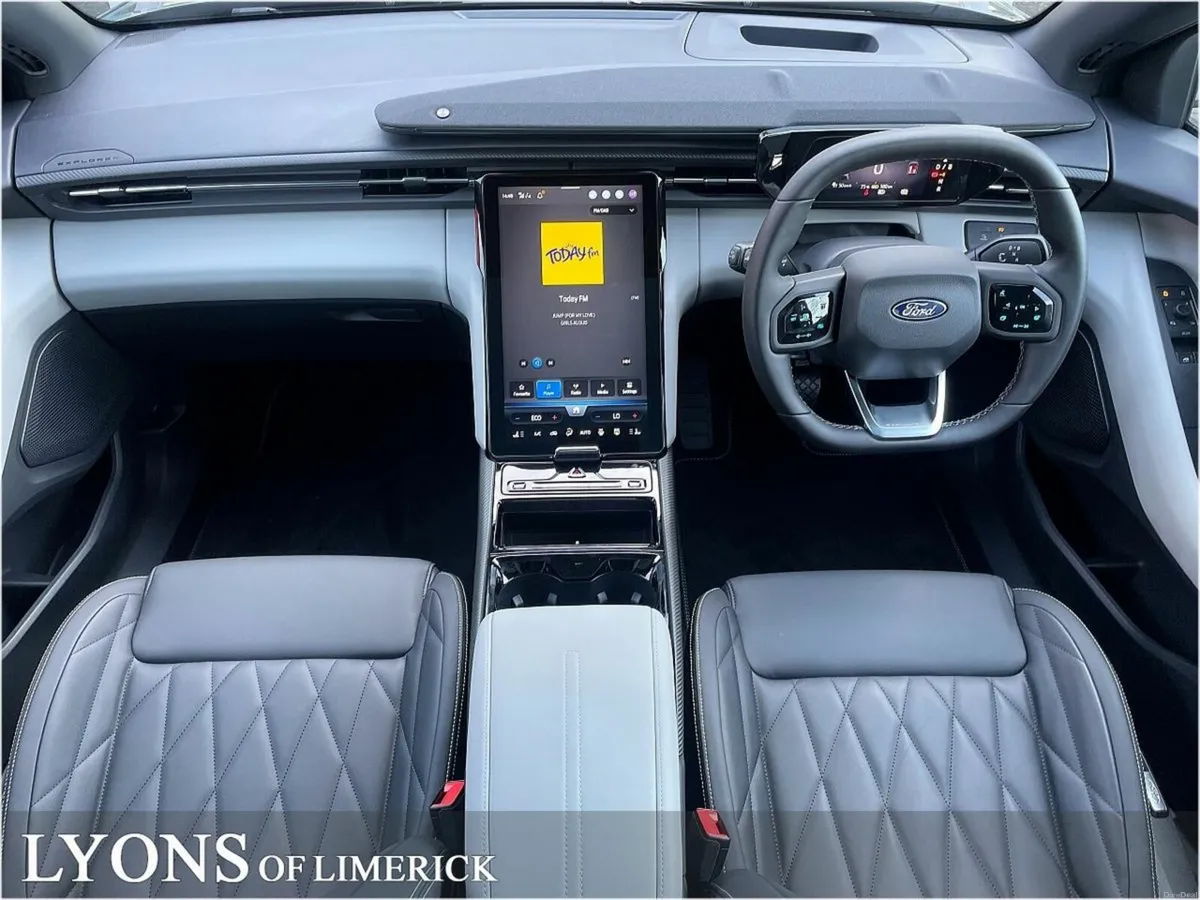 Ford Explorer **THE ALL NEW FORD EXPLORER**-PREMIU - Image 4