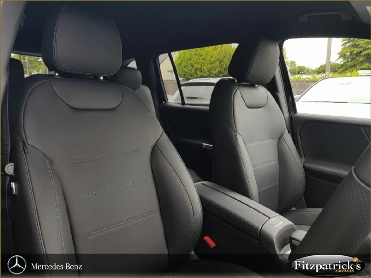 Mercedes-Benz EQB EQB 300 4Matic AMG Premium - Image 4