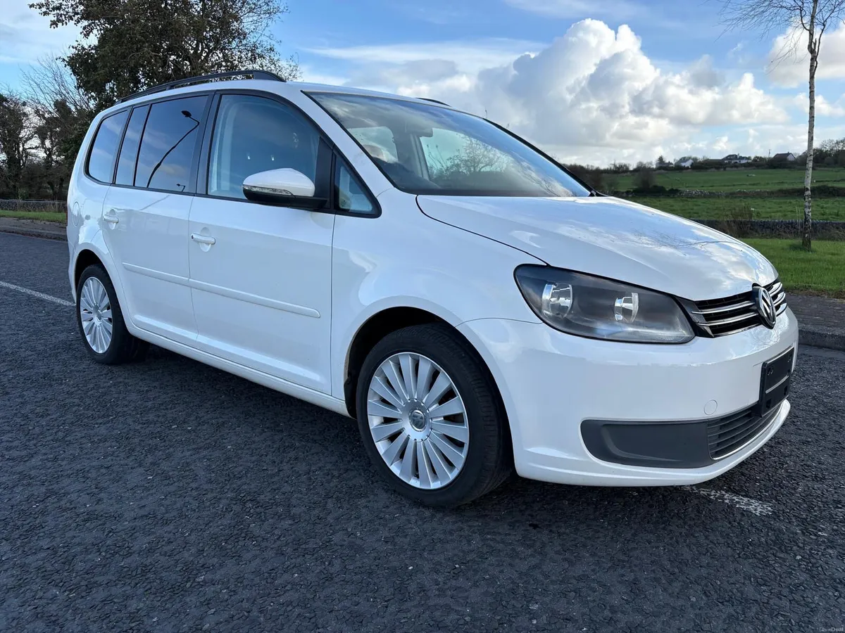 2014 VW Touran 1.4 Petrol Automatic - Image 2