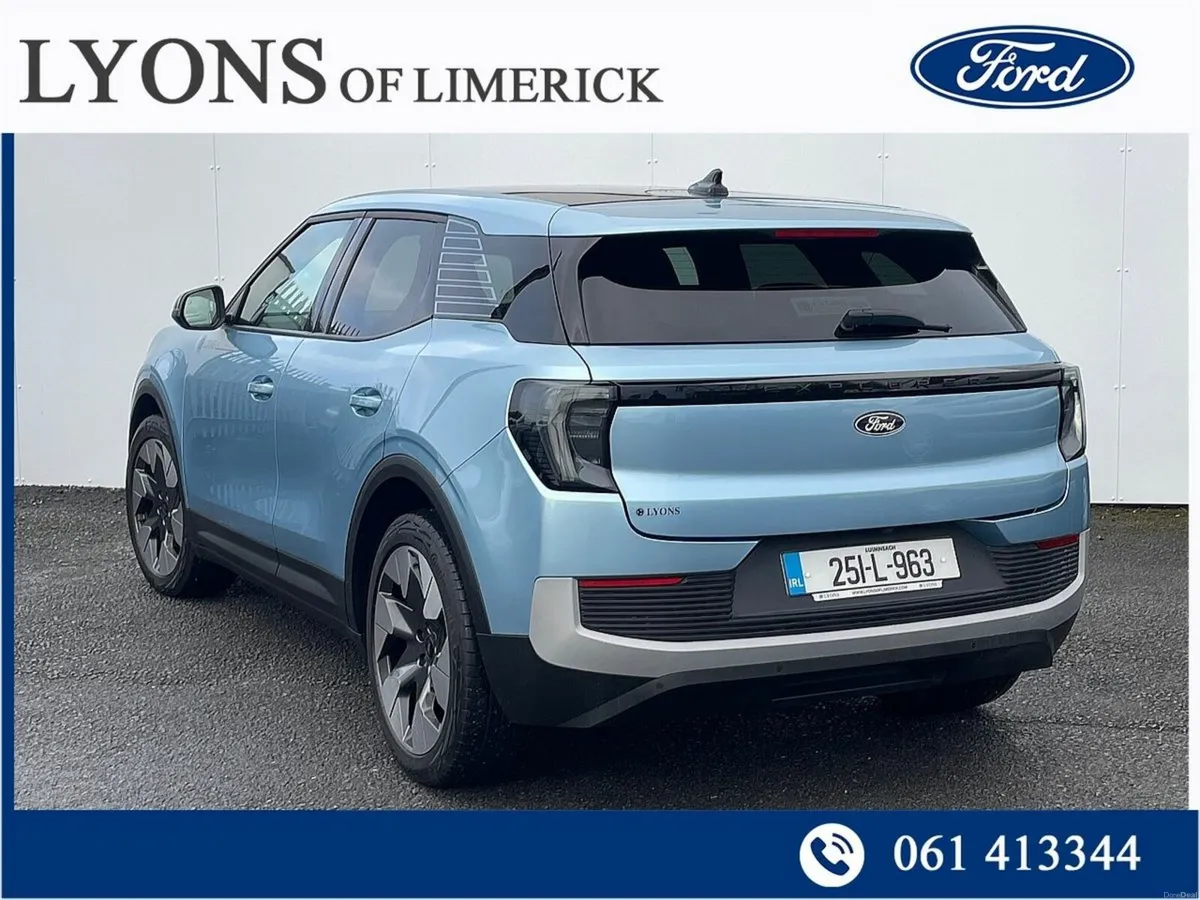 Ford Explorer Premium 77kWh Extended Range RWD - Image 3