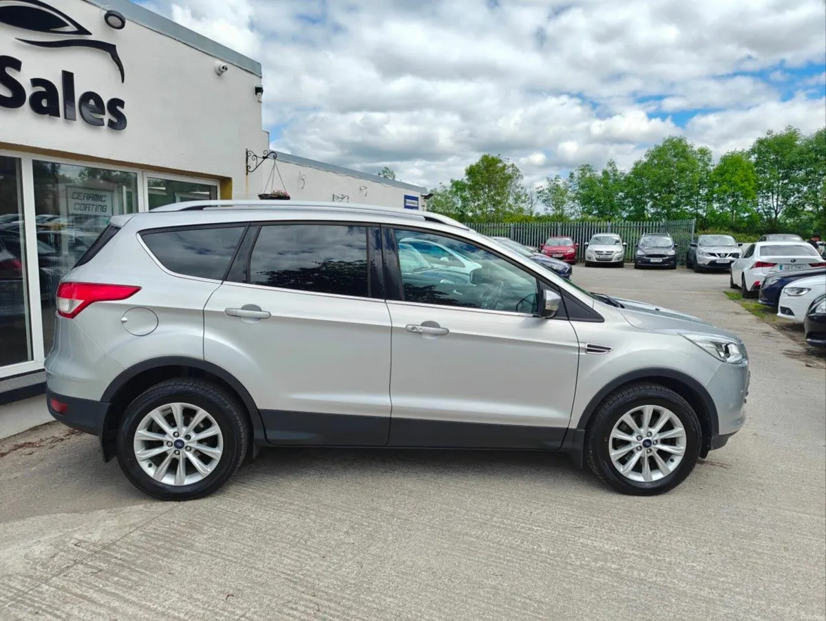Ford Kuga 2.0TDCI 120PS Titanium - Image 6