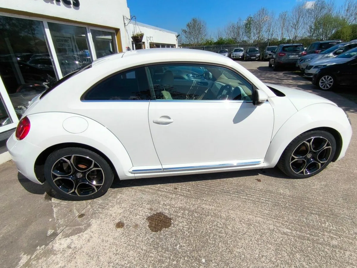 Volkswagen Beetle 1.2 TSI AUTO - Image 4