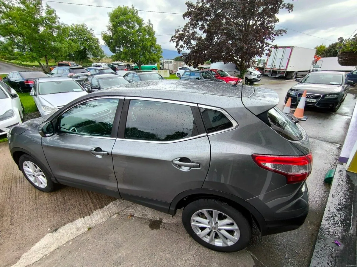 Nissan Qashqai 1.5 DSL XE - Image 6
