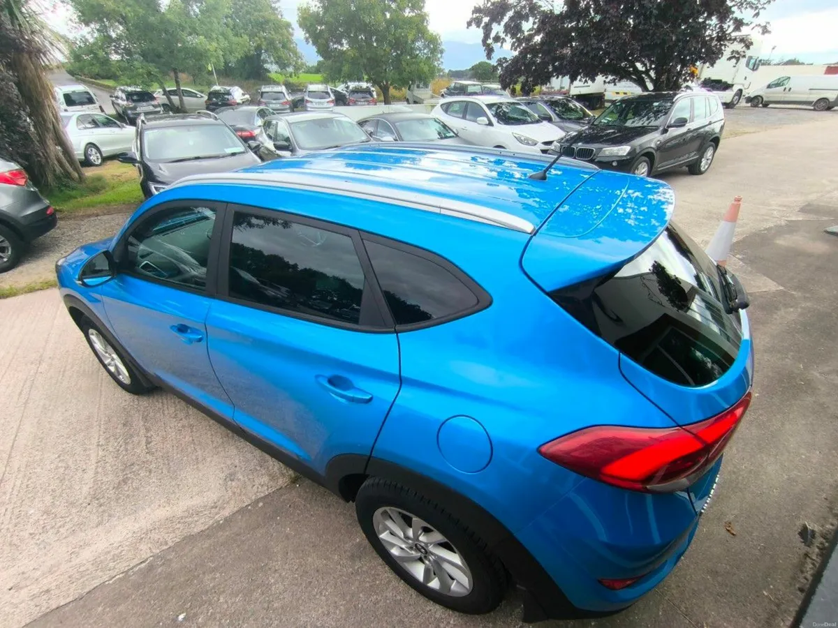 Hyundai Tucson 1.7 D Comfort Plus - Image 6