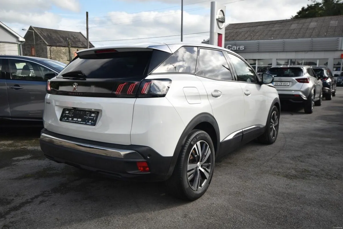 Peugeot 3008 Auto 1.5HDI Allure. Only 30,000km - Image 4