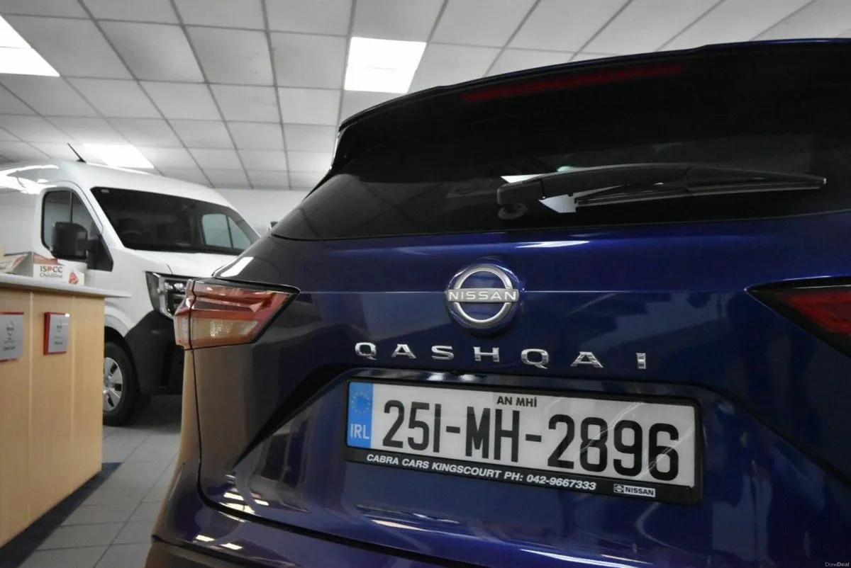 Nissan Qashqai 1.3 Hybrid SV Premium - Image 5