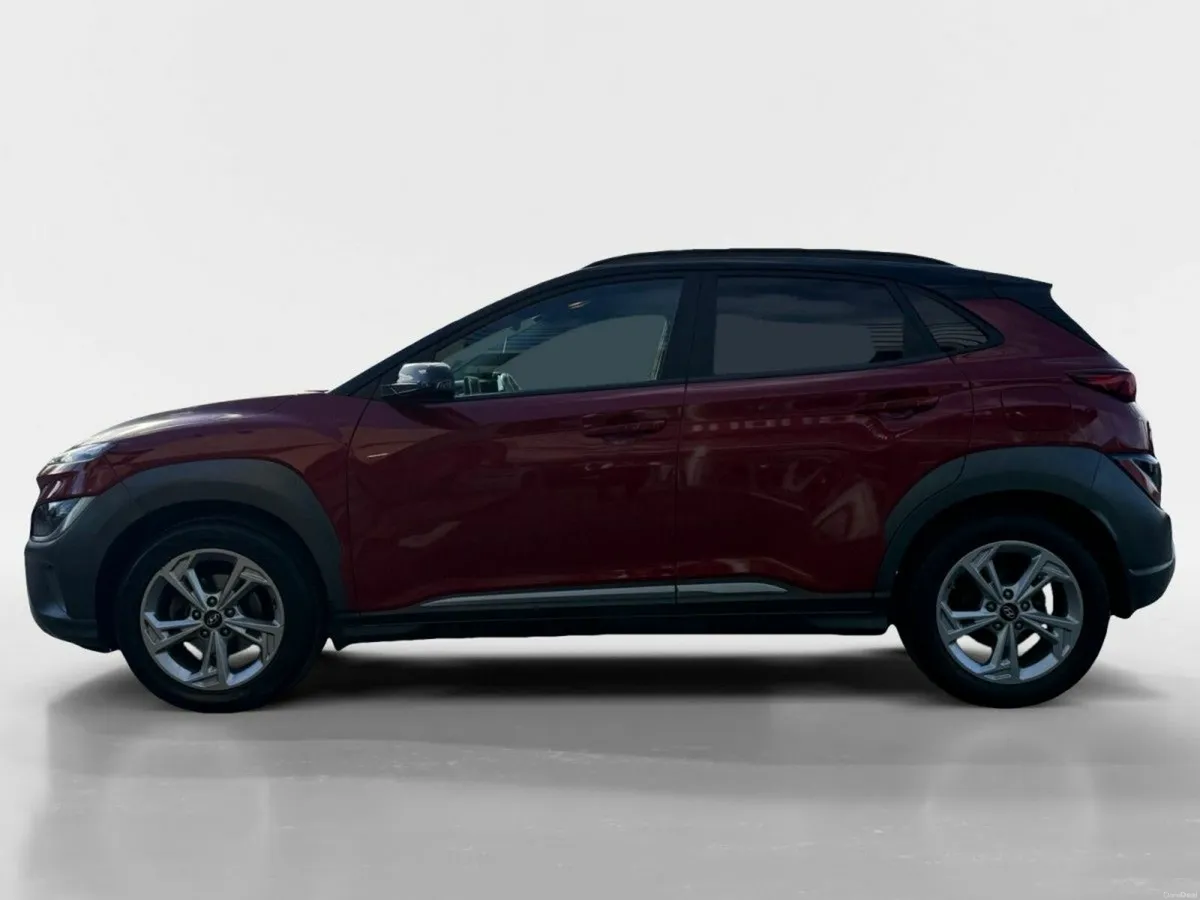 Hyundai KONA 1.0 T-GDI Executive Plus Two Tone Roo - Image 6