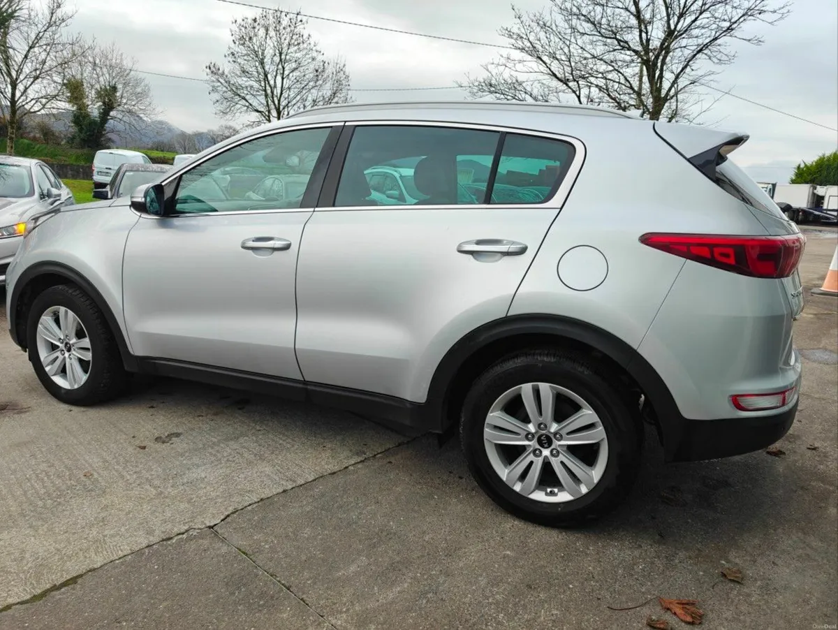 Kia Sportage 1.7 D EX - Image 6