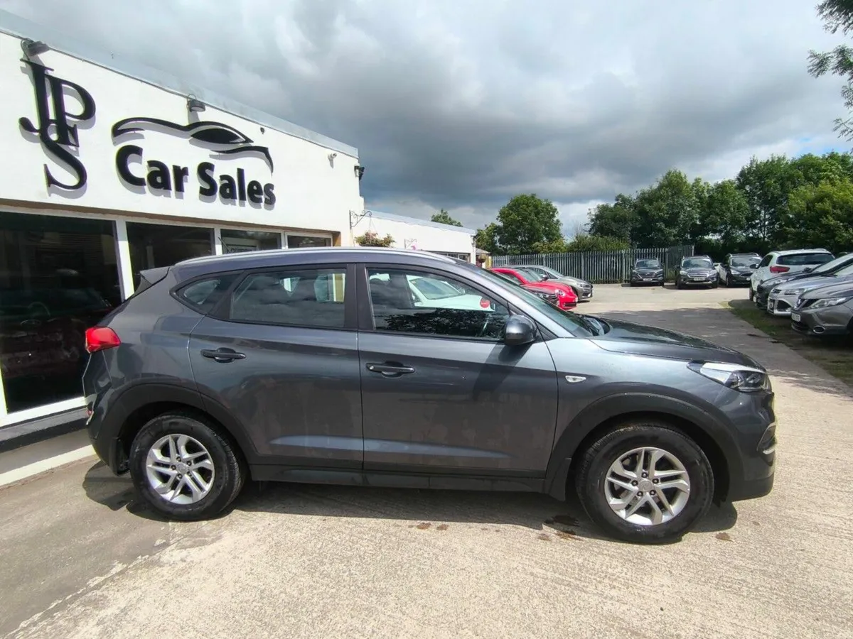 Hyundai Tucson 1.7 D Comfort - Image 5