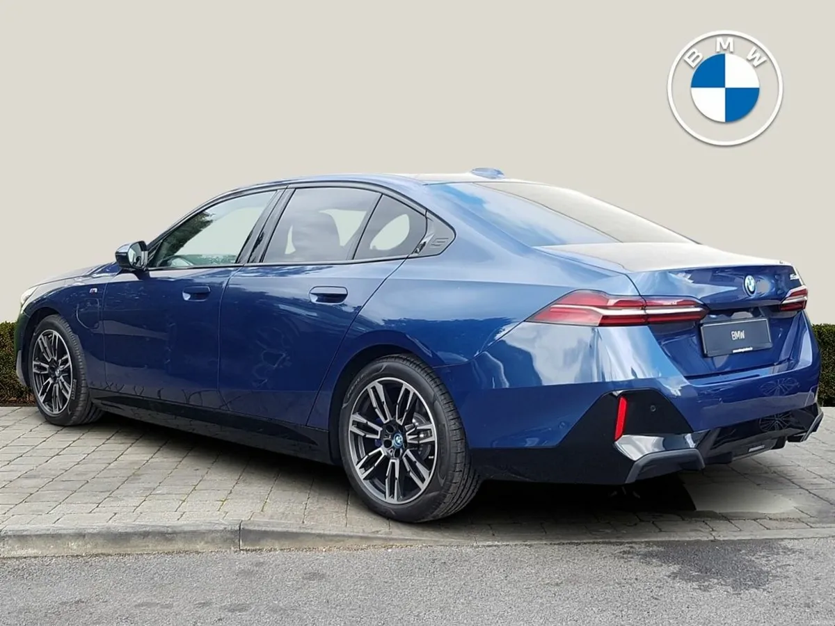 BMW 5-Series 530e M Sport - Image 2