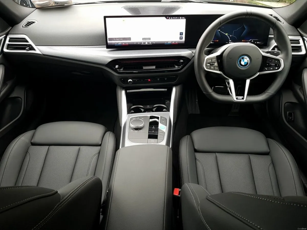 BMW i4 eDrive35 M Sport - Image 4