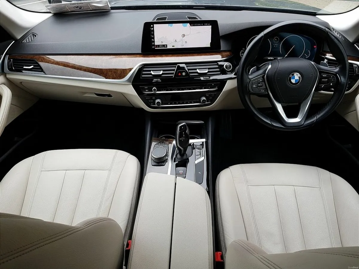 BMW 5-Series 520d SE - Image 4