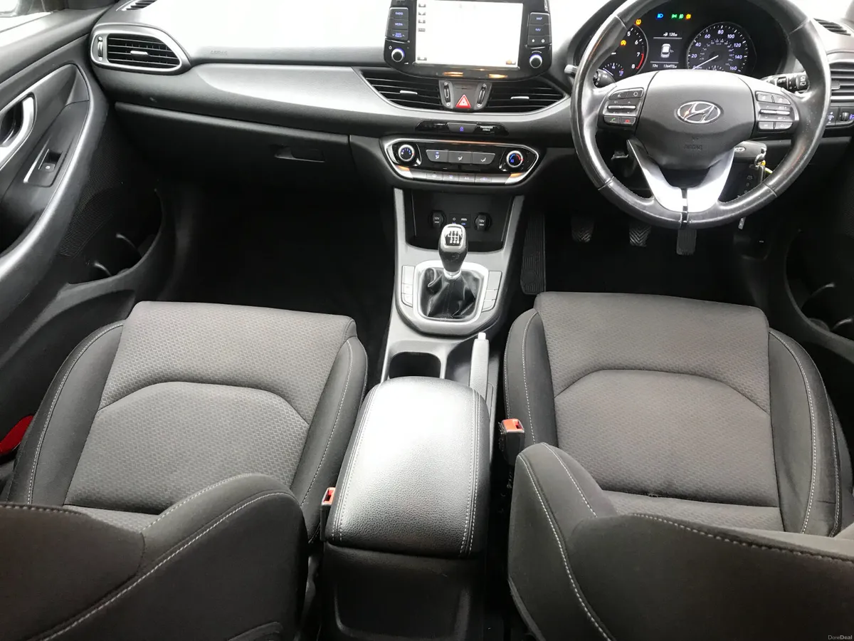 181 Hyundai I30 1.4 petrol New Model - Image 4