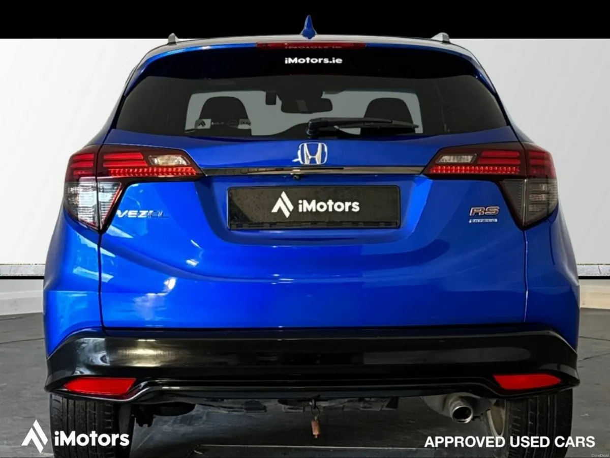Honda Vezel RS HYBRID AUTOMATIC - Image 4