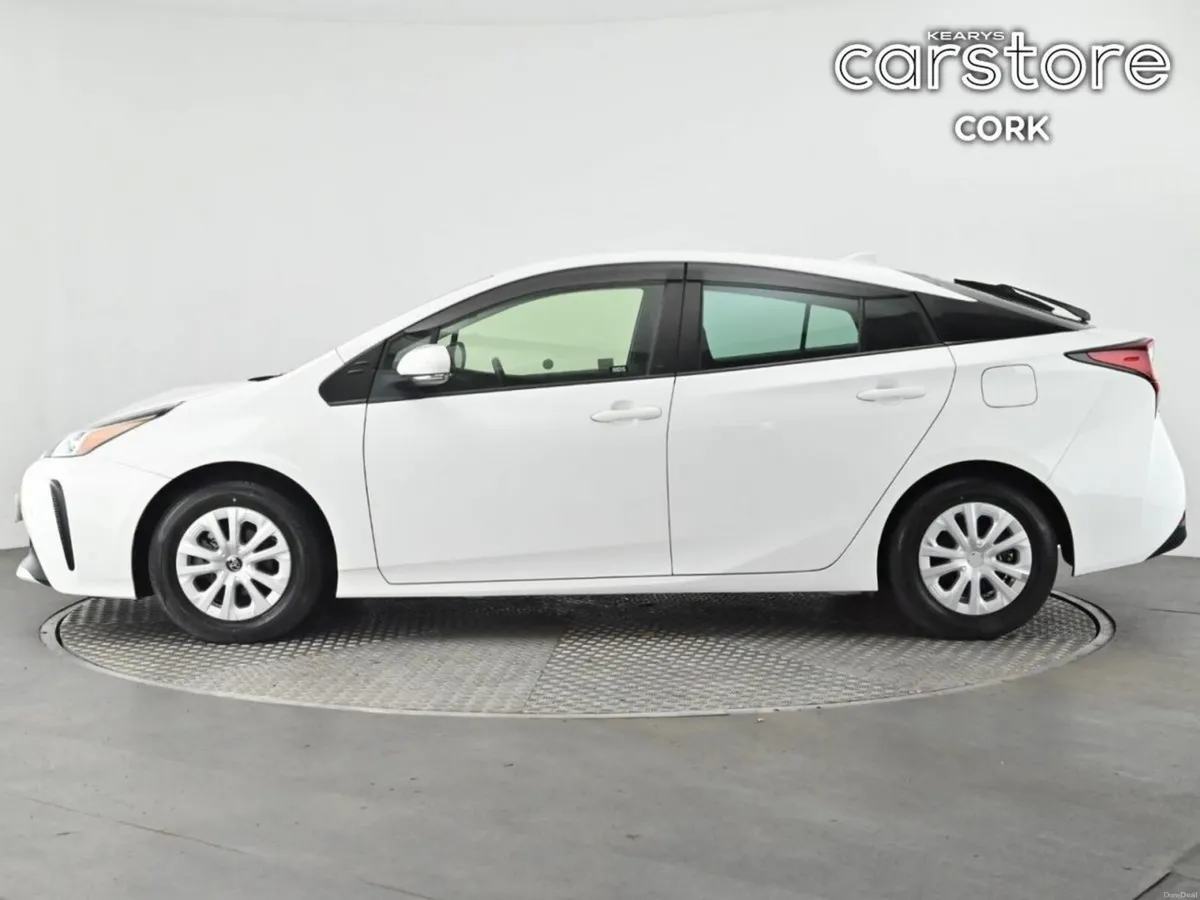 Toyota Prius 1.8 Hybrid - Image 6