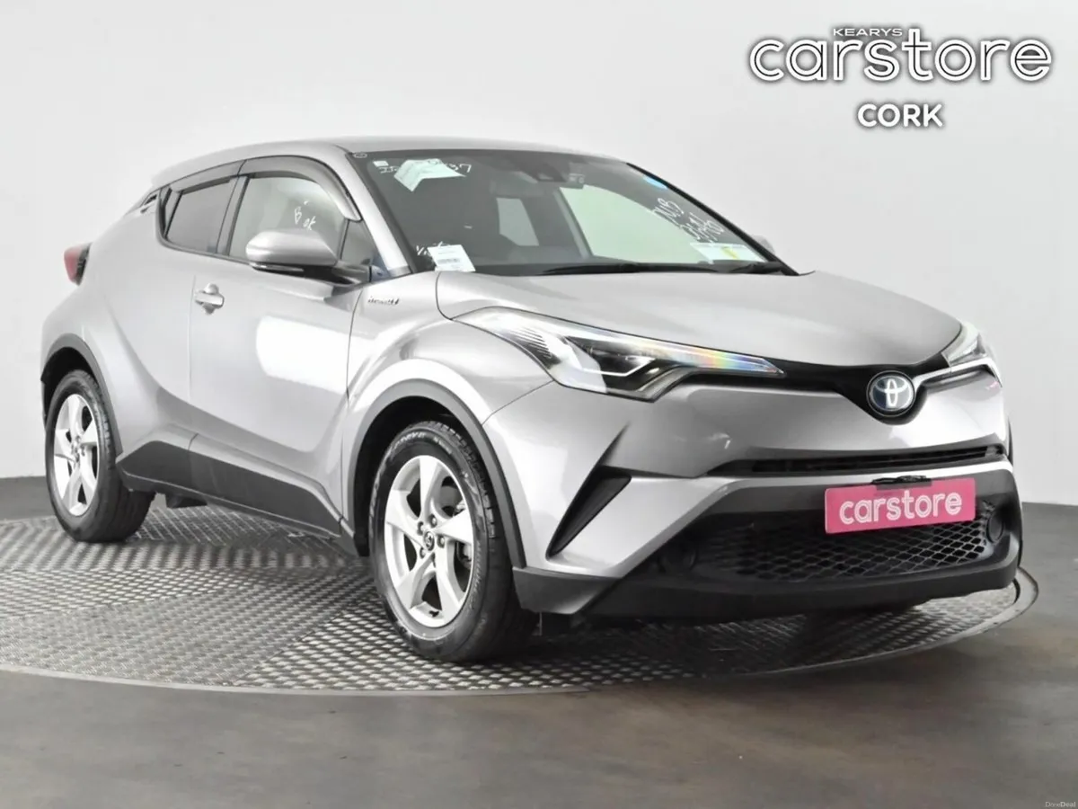 Toyota C-HR 1.8 HYBRID Auto - Image 1