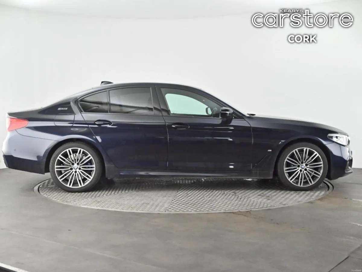 BMW 5-Series 530e M Sport Auto - Image 3