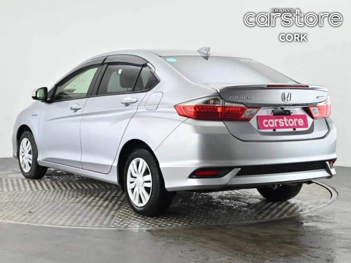 Honda Grace 1.5 Hybrid AUTO - Image 3