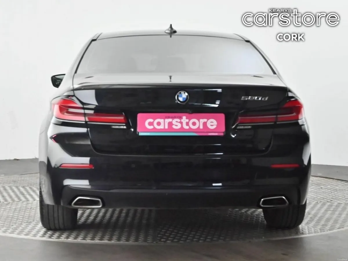 BMW 5-Series 520d SE (MHT) - Image 4