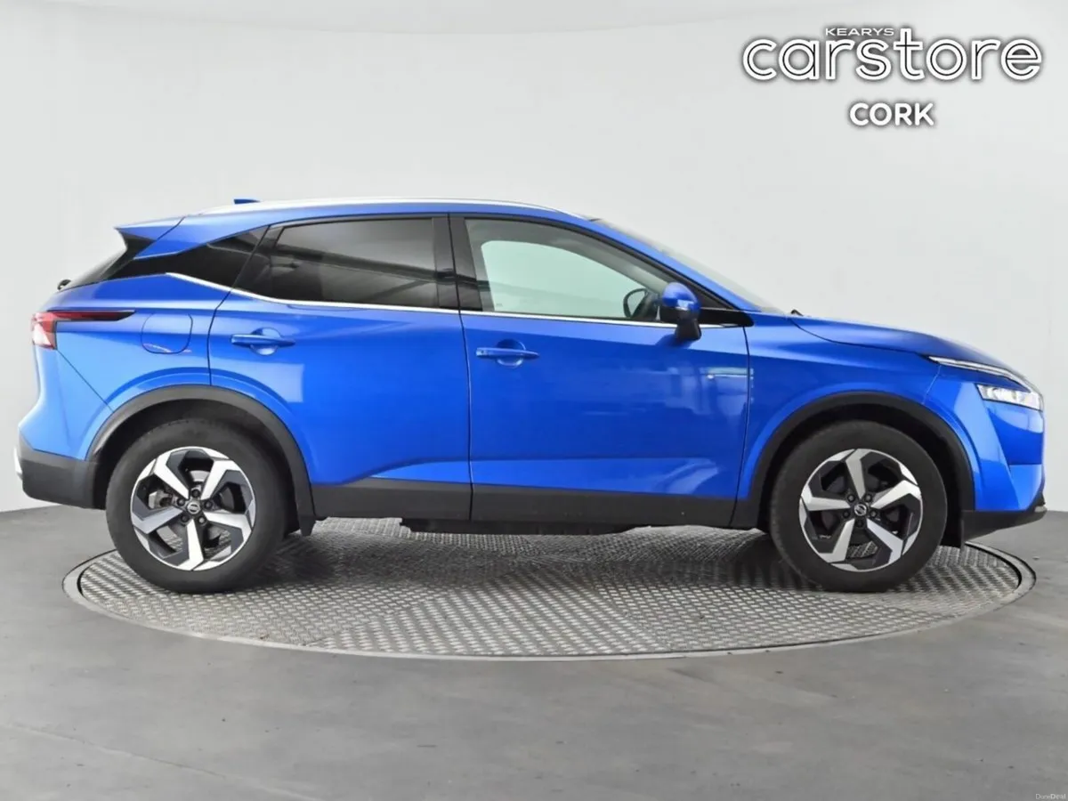 Nissan Qashqai 1.3 PET MILD HYBRID SV PREMIUM - Image 3