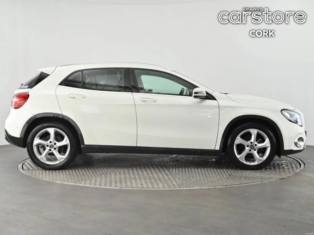 Mercedes-Benz GLA GLA 180 1.6 Auto - Image 3