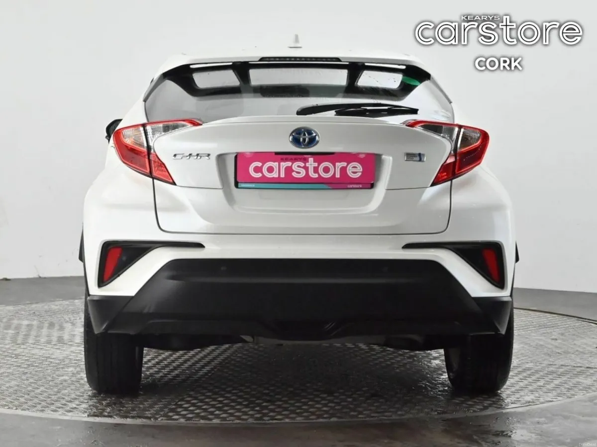 Toyota C-HR 1.8 HYBRID Auto - Image 4