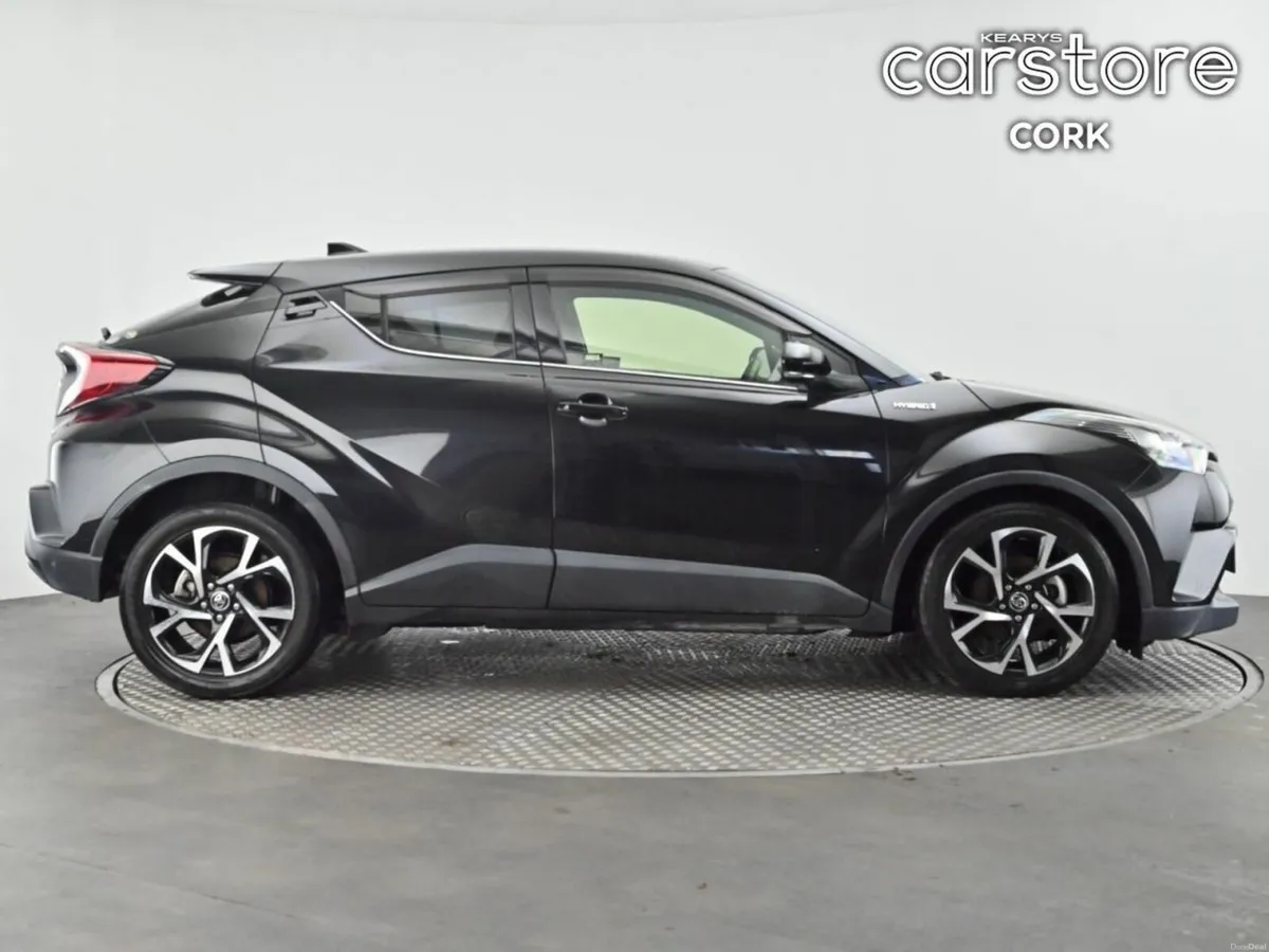Toyota C-HR C-HR HYBRID 1.8 AUTO - Image 3