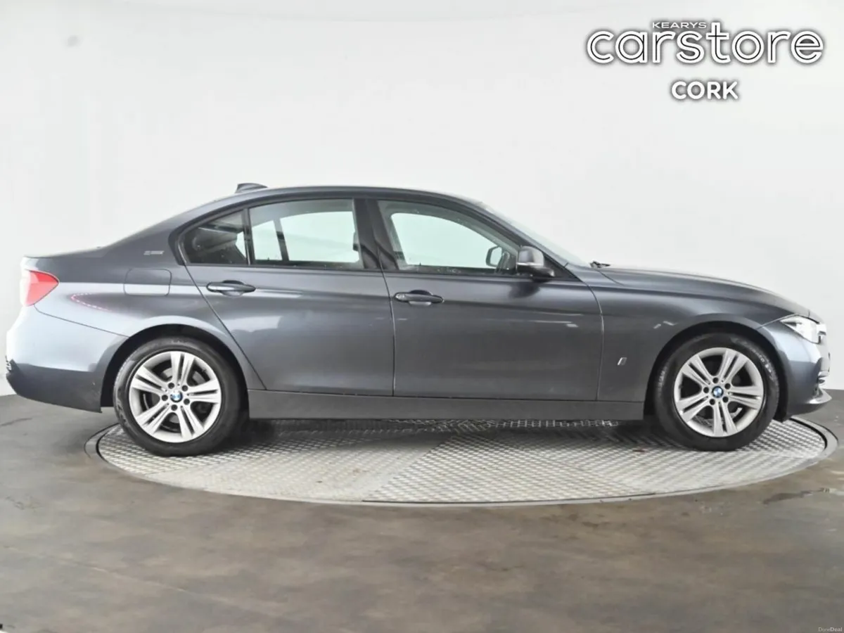 BMW 3-Series 330e Sport - Image 3