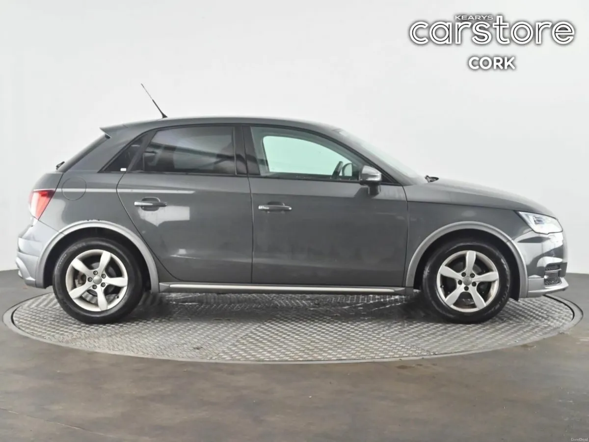 Audi A1 1.0 TFSI 95HP - Image 3