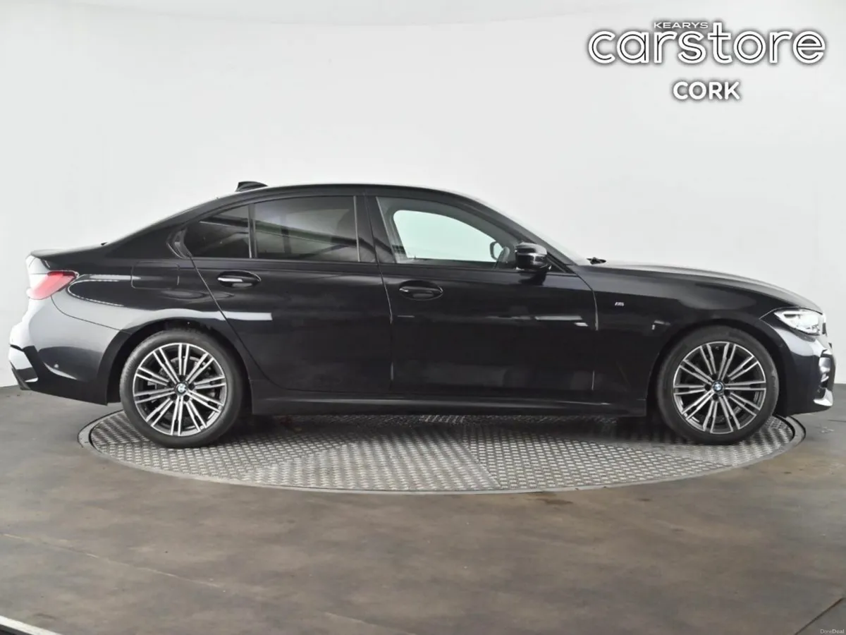 BMW 3-Series 320d xDrive M Sport Auto - Image 3