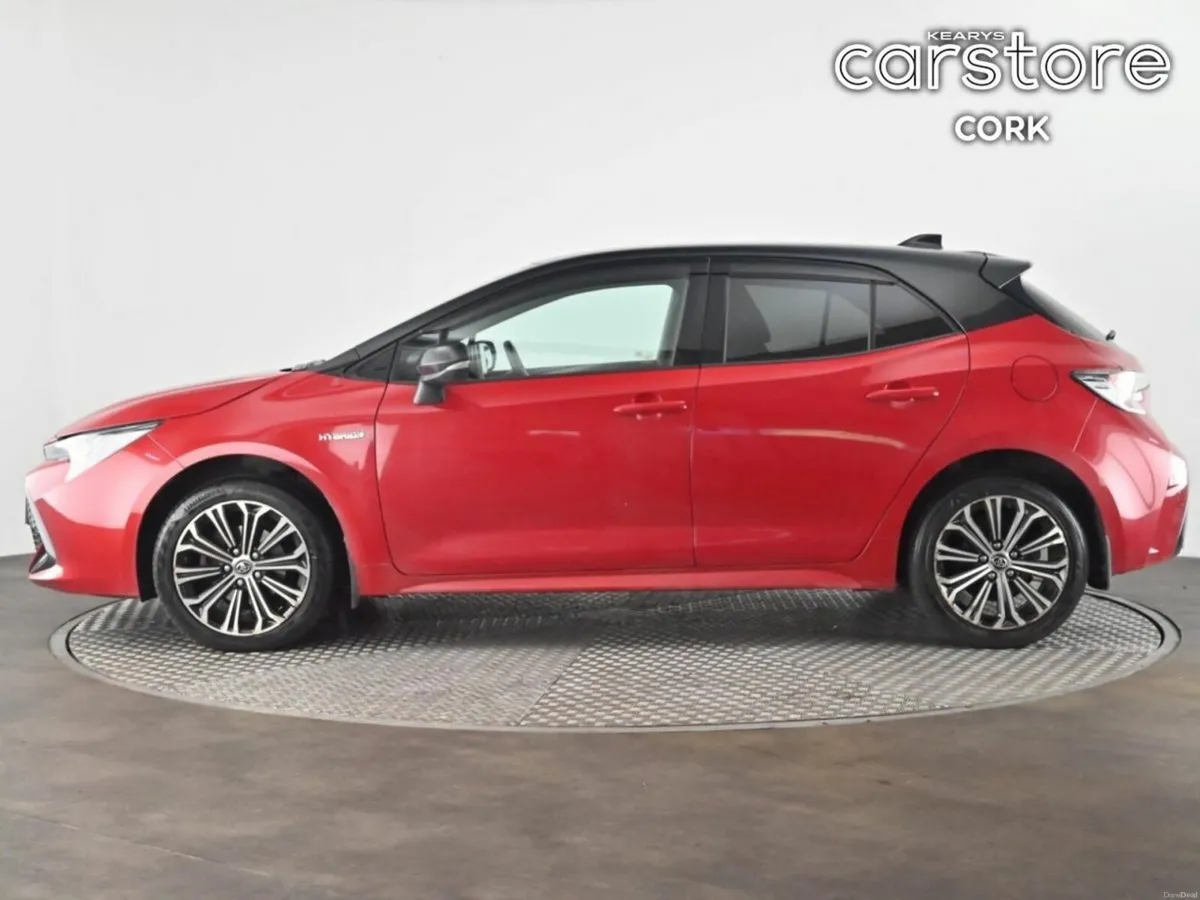 Toyota Corolla 1.8 Hybrid Luna Sport Hatchback - Image 6