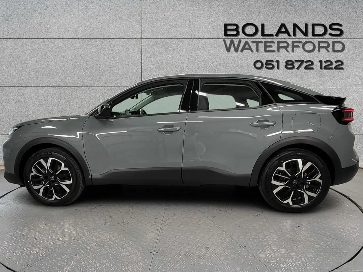 Citroen e-C4 Plus BEV 420 range 54Kwh 156HP From € - Image 4