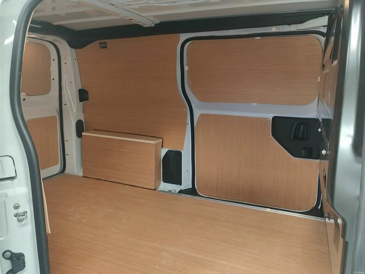 Citroen Dispatch **Demo Sale** DISPATCH LX BLUEHDI - Image 4