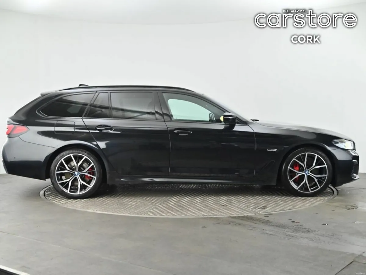 BMW 5-Series 530e M Sport - Image 2