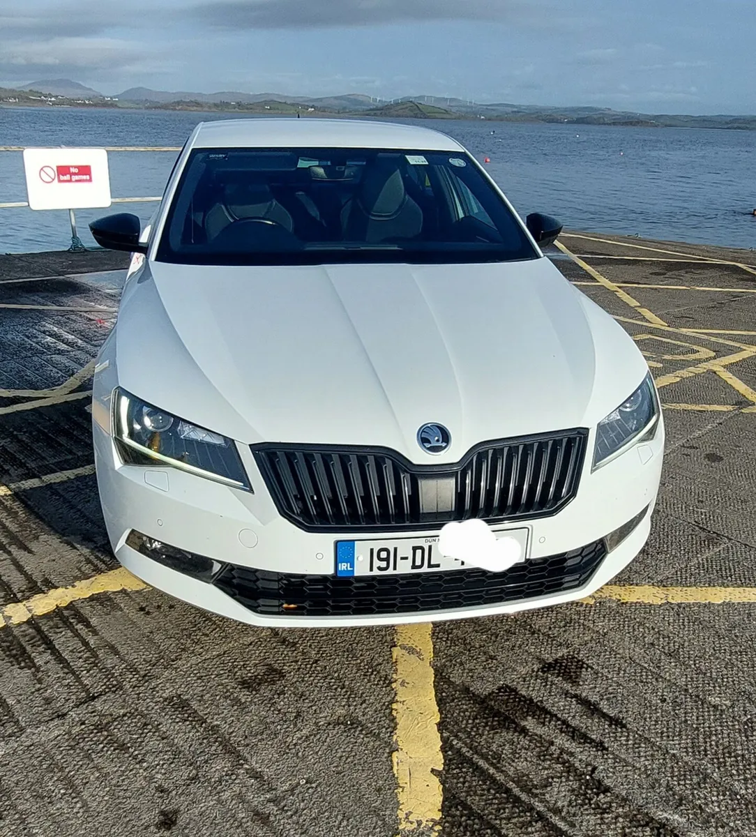 191 skoda superb sportline - Image 2