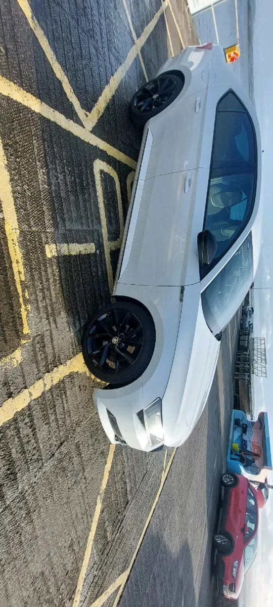 191 skoda superb sportline - Image 3