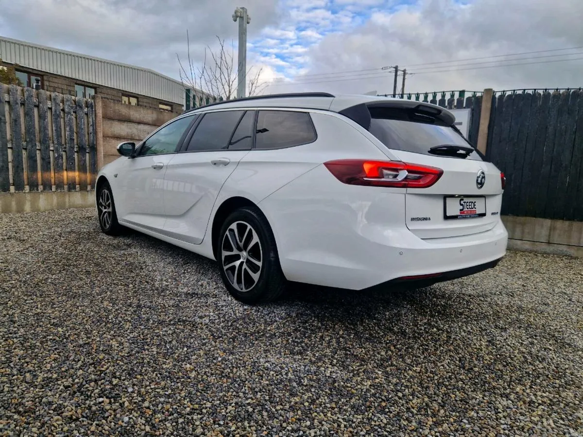 2018 Vauxhall Insignia Design Nav Auto Estate - Image 5
