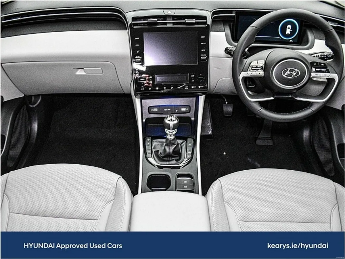 Hyundai Tucson Executive 2WD 5DR - Image 4