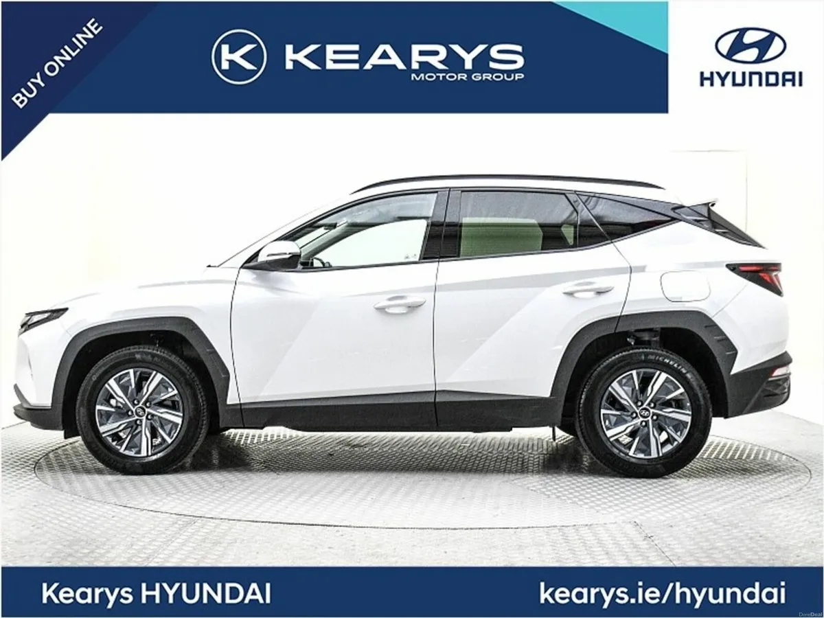 Hyundai Tucson Executive HEV Auto - Image 4