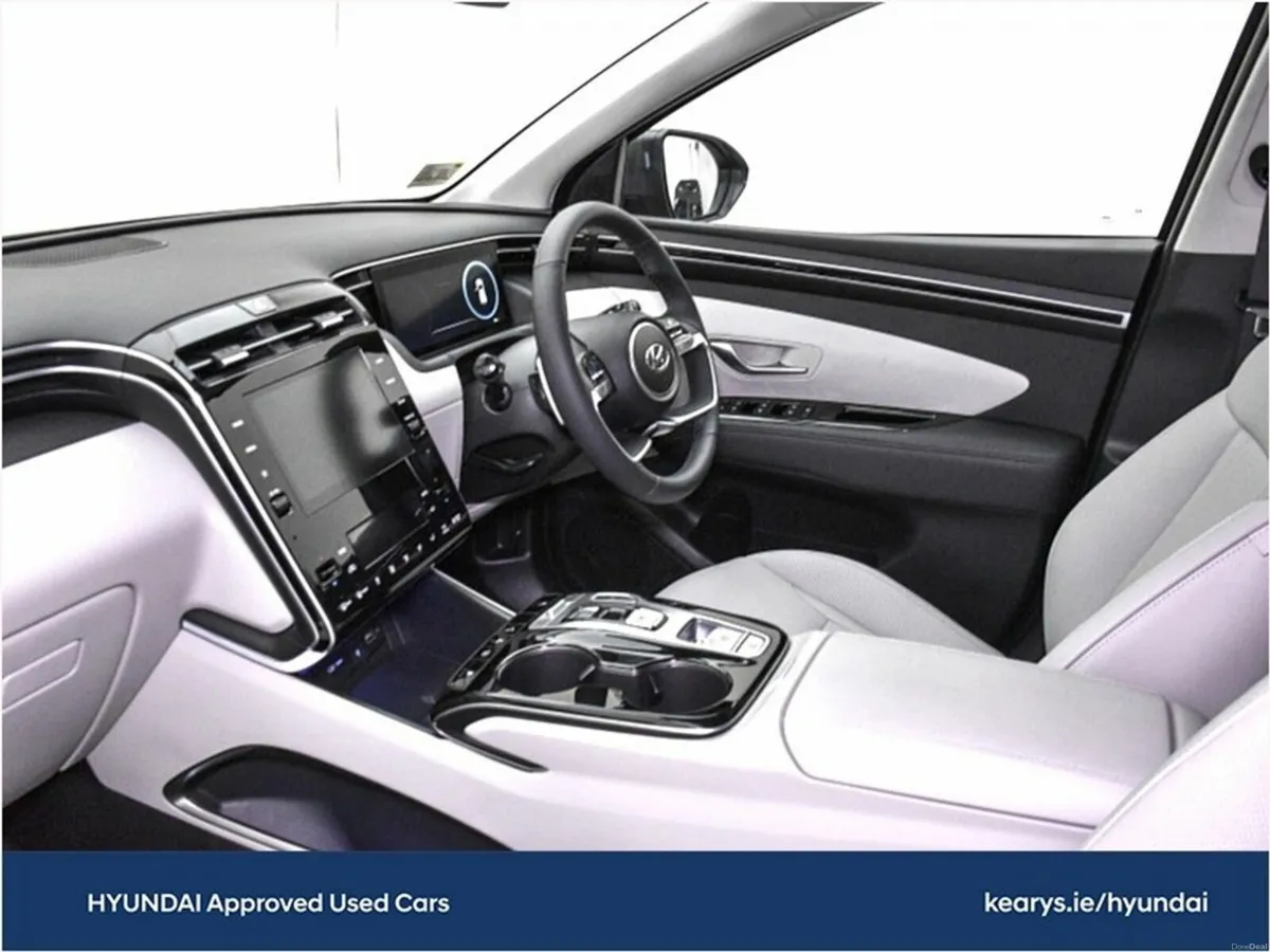Hyundai Tucson 4WD Executive PHEV Auto - Image 5
