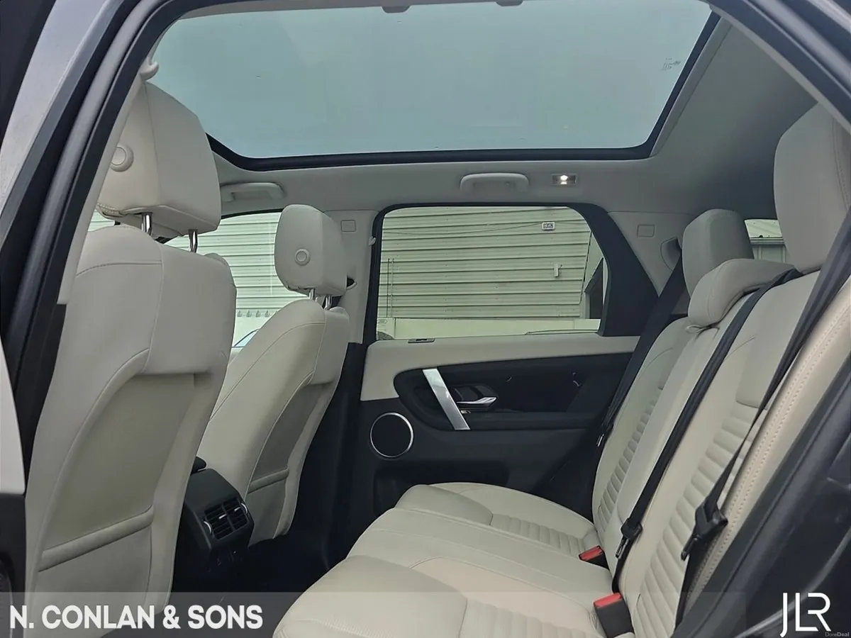 Land Rover Discovery Sport PHEV AWD DYNAMIC S AUTO - Image 5