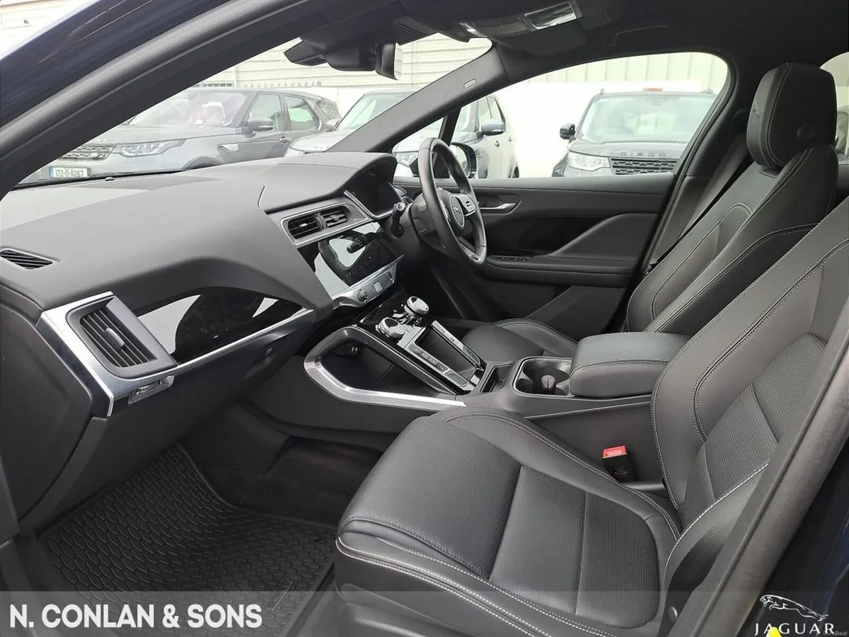 Jaguar I-Pace EV400 BLACK EDITION *MAIN JAGUAR DEA - Image 3